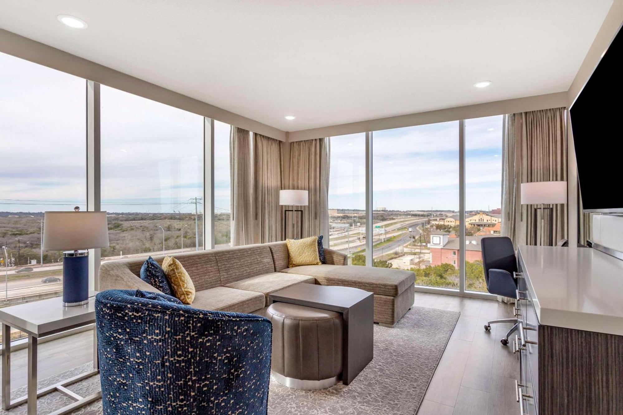 Cambria Hotel Austin Uptown Near The Domain 外观 照片