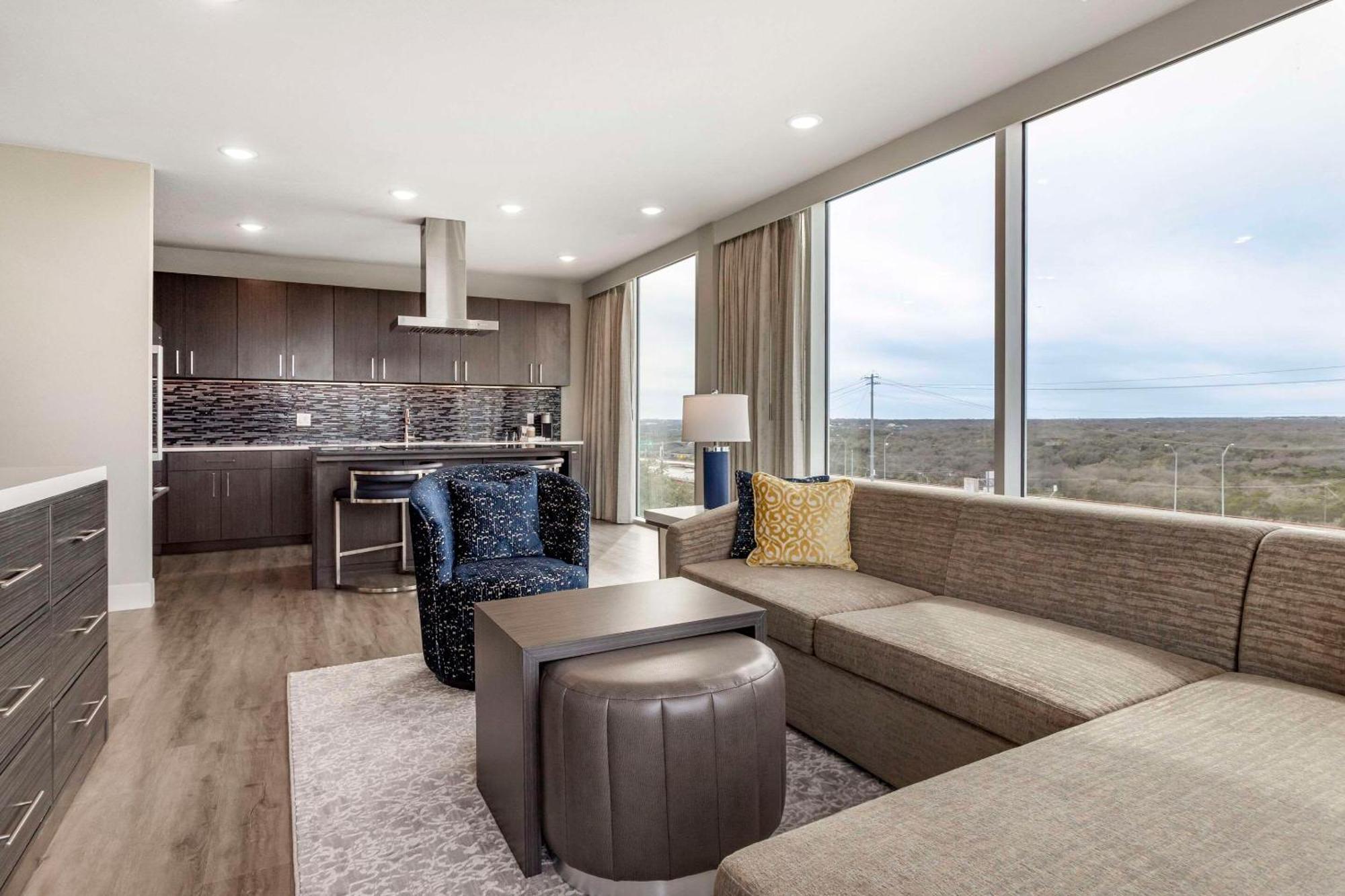 Cambria Hotel Austin Uptown Near The Domain 外观 照片